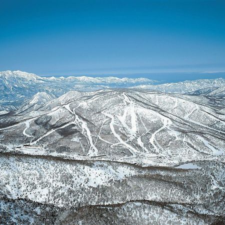 מלון יאמנוצ'י Shiga Kogen Prince East מראה חיצוני תמונה