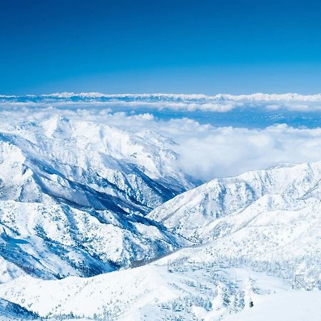 מלון יאמנוצ'י Shiga Kogen Prince East מראה חיצוני תמונה